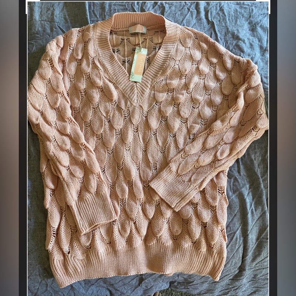 Sweater NWT